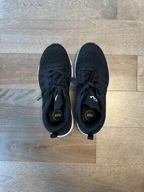 APL Techloom Pro Sneakers